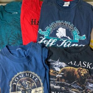 Bundle Lot of 5 short sleeve men’s tee travel shirts from vacation destinations